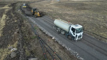 Şanlıurfa Büyükşehir’den Siverek kırsalına yol ve altyapı çalışması