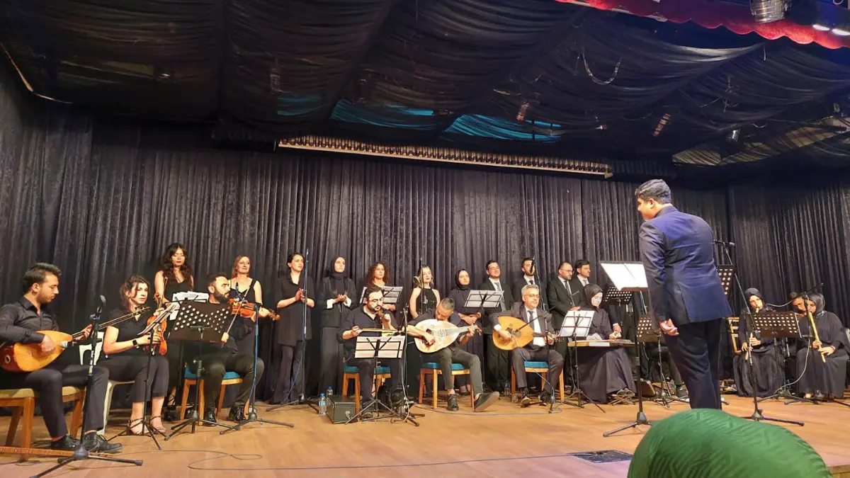 Sincan Belediyesi Türk Musikisi Konservatuvarı yeni yeteneklerini arıyor.  2025-2026 eğitim-öğretim