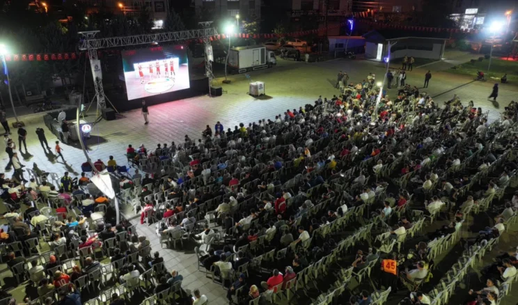 Milli maçın heyecanı Sincan’da yaşandı