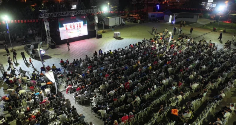 Milli maçın heyecanı Sincan’da yaşandı