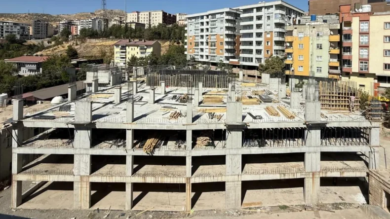 Şırnak’ın ilk katlı otoparkında çalışmalarda sona gelindi