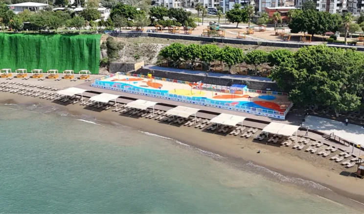 Türkiye’nin en büyük su oyunları parkı Hatay’da açıldı