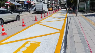 Van’da otobüs durakları yenileniyor