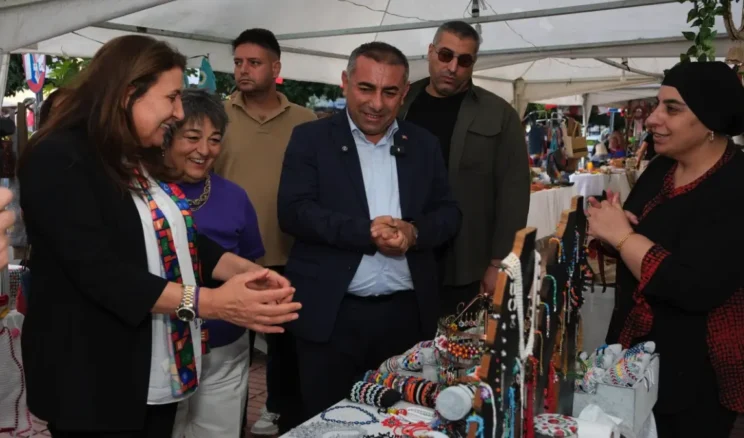 Adana’da Kadın Emeği Pazarı kuruldu