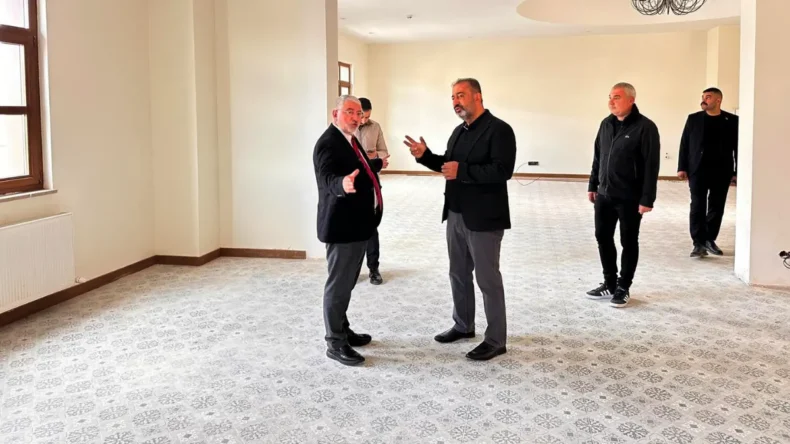 Çorum’un yeni ticaret merkezi Bedesten’de hazırlıklar sürüyor