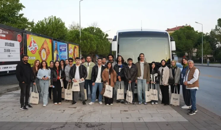 Denizli Büyükşehir’den gençlere yönelik turizm hareketi