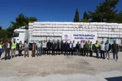 Denizli’de yangından etkilenen çiftçiye destek sağlandı