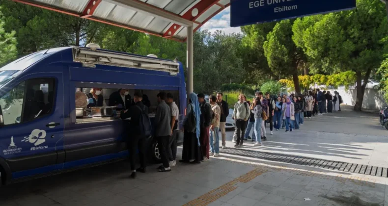İzmir Büyükşehir’den üniversite öğrencilerine ücretsiz yemek