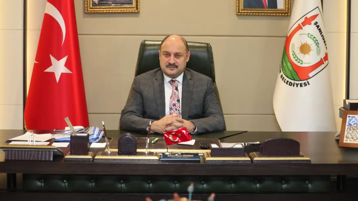 Şanlıurfa Büyükşehir Belediye Başkanı Mehmet Kasım Gülpınar, Ramazan Bayramı dolayısıyla