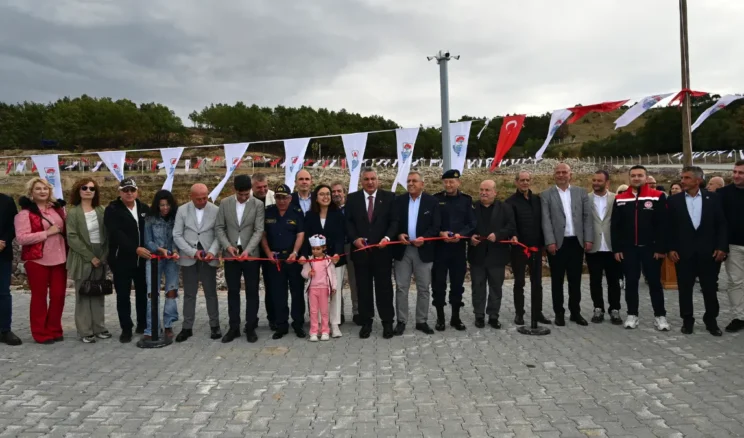 Yalova’da Sokak Hayvanları Doğal Yaşam Merkezi’ne anlamlı açılış