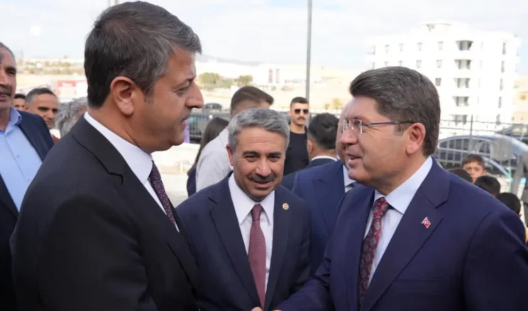 Adıyaman’da kritik zirve! Başkan, Bakan Tunç ile bir araya geldi…