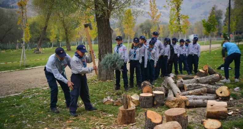 Ankara’da 200 öğrenci izcilik kampında buluştu