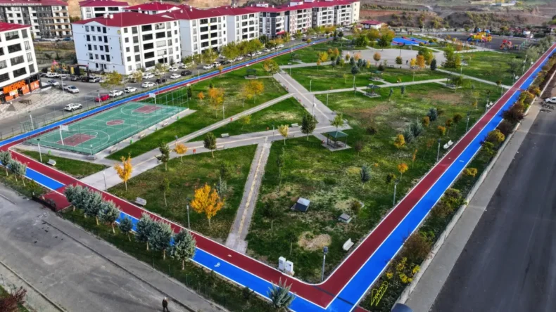 Bingöl Kentpark yenilenen yüzüyle hizmete sunuldu