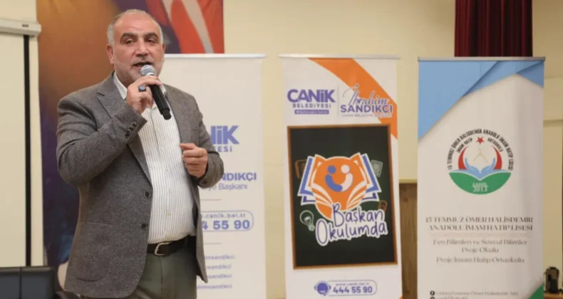 Canik Belediyesi ‘Başkan Okulumda’ programı düzenliyor