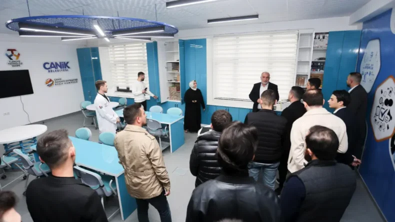 Canik Belediyesi’nin çocuk üniversitesine ziyaret gerçekleştirildi