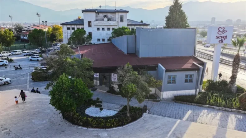 Denizli’de yenilenen metruk bina Sevgi Evi’ne dönüştürüldü