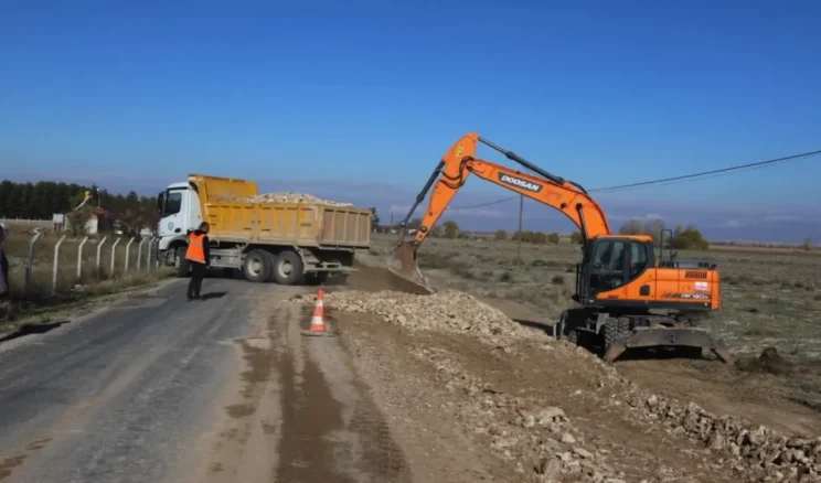 Eskişehir’de 30 kilometrelik yol yenileniyor