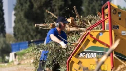 İzmir’de yeşil atıklar kompost gübreye dönüştürülüyor