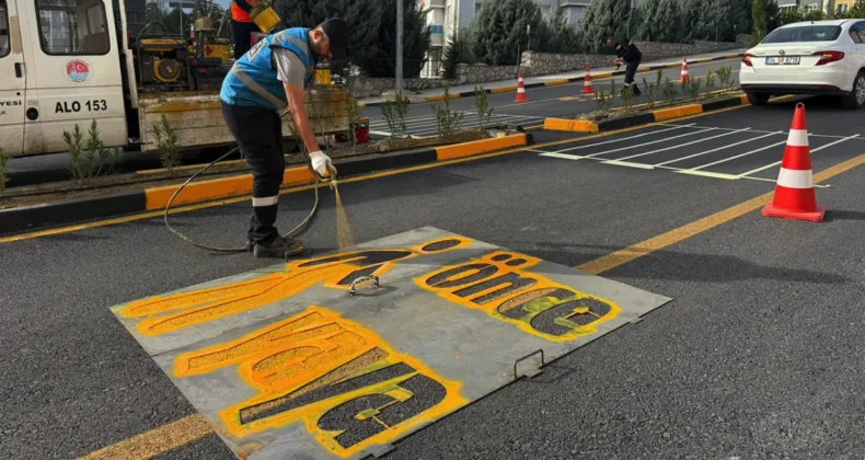 Karabük’te yaya geçidi çizgileri yenileniyor