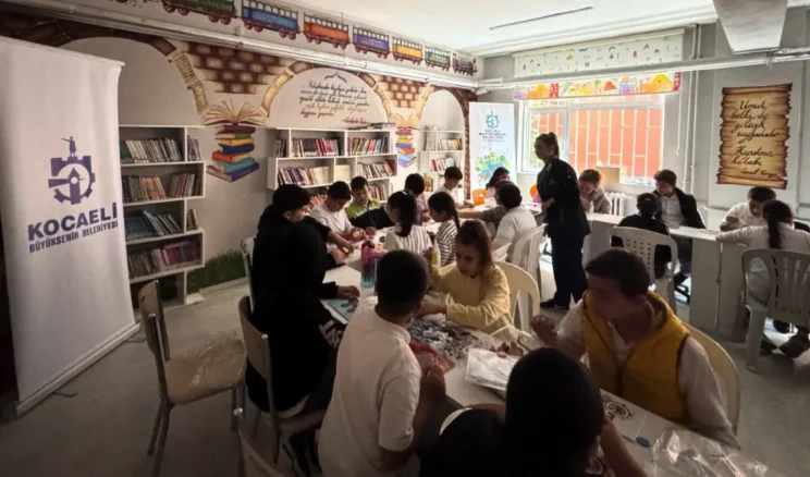 Kocaeli’de atıklar sanata dönüştü