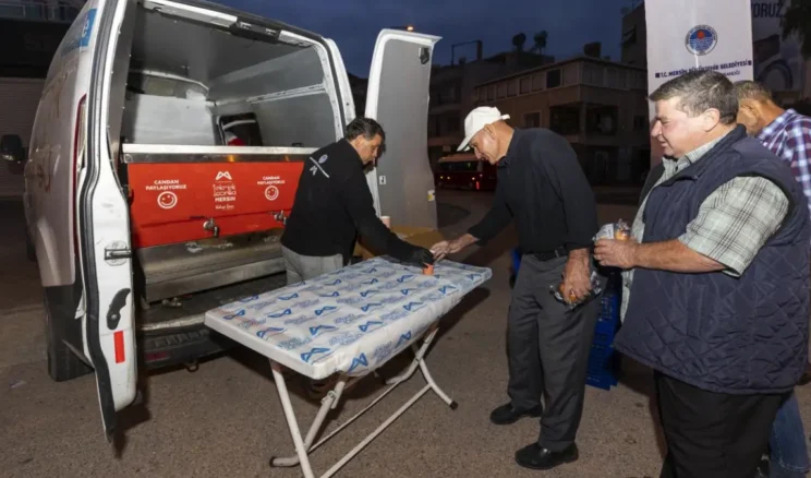 Mersin’de 1 Ekmek 1 Çorba projesi yeniden başladı