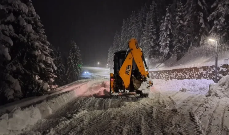 Ordu Büyükşehir’in ilk kar mesaisi başladı