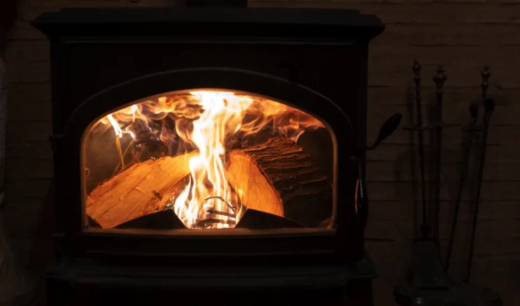 Sivas Belediyesi’nden yakacak yardımı