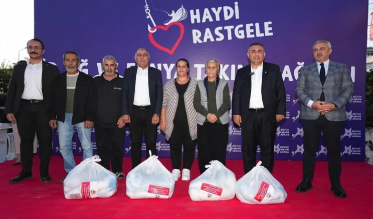 Adana Büyükşehir’den balıkçılara destek