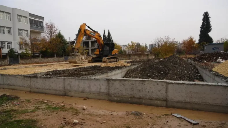 Adıyaman’da gündüz bakımevi inşaatı sürüyor