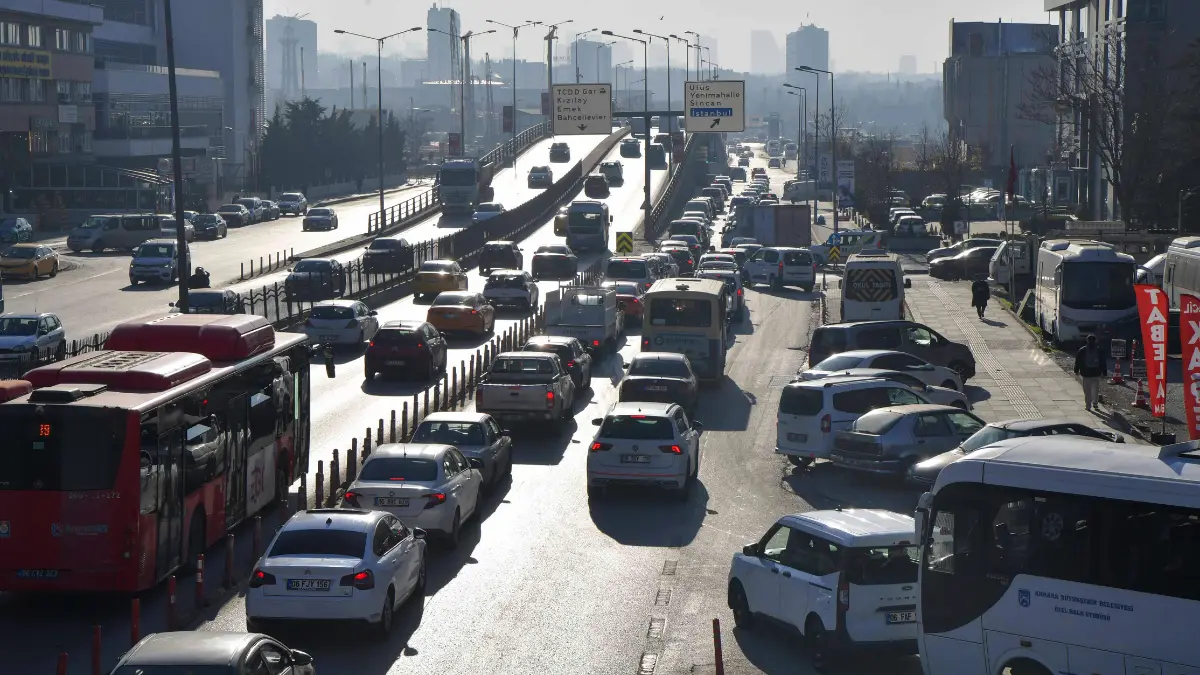 Ankara Büyükşehir Belediyesi, trafikte yaşanan kaynak sorununa karşı yaşanan sıkıntıların