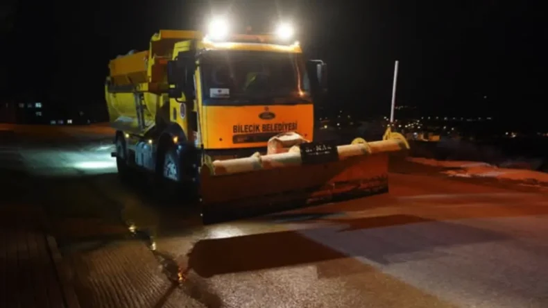 Bilecik Belediyesi karla mücadeleye hazır