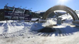 Karadeniz’de bir ilk! Yapay kar makinesi hizmete başladı