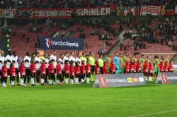 Canikli özel öğrencilerden Samsunspor’a anlamlı forma