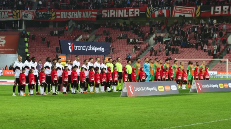 Canikli özel öğrencilerden Samsunspor’a anlamlı forma