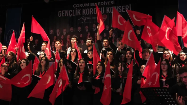 Çorum Belediyesi Gençlik Korosu’ndan engelliler gününe anlamlı etkinlik