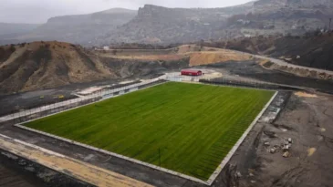 Mardin’e UEFA standartlarında yeni futbol sahası