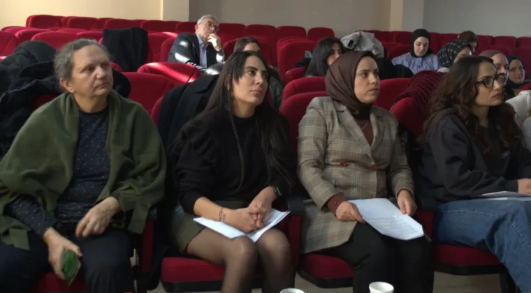 Muş Belediyesi’nde görevli kadınlara eğitim verildi