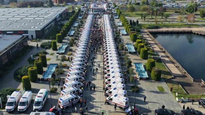 Samsun’da 100 ambulans hizmete alındı