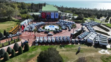 Antalya Büyükşehir araç filosunu güçlendirdi: 847 milyon TL