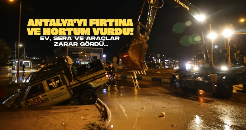 Antalya’yı hortum vurdu: Araçlar mahsur kaldı…