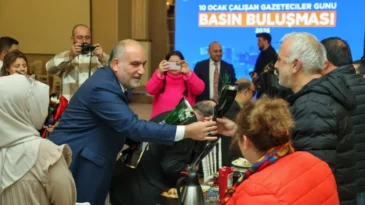 Canik’te Başkan Sandıkçı gazetecilerle bir araya geldi