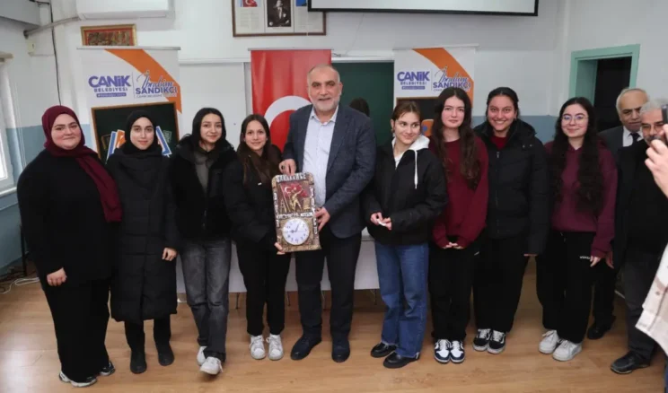 Canik’te ‘Başkan Okulumda’ programı düzenleniyor