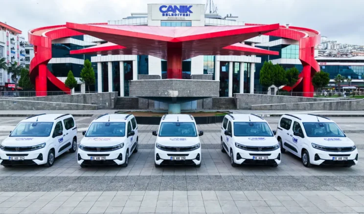 Canik’te araç filosu güçleniyor