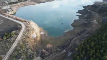 Çomar Barajı’nda çevre düzenlemesi! Rekreasyon alanına dönüştü…