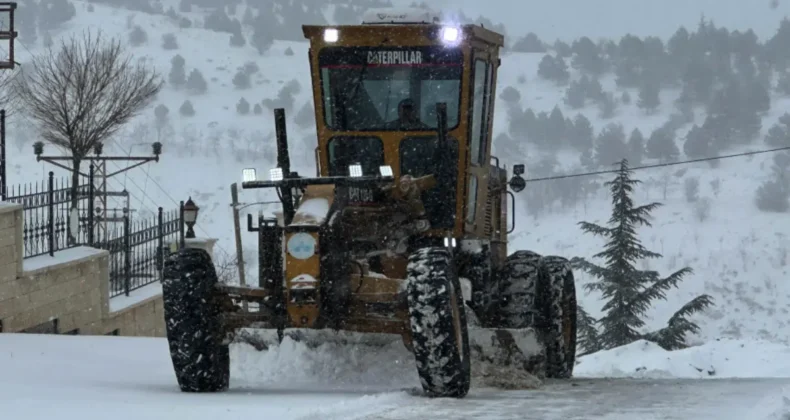 Elazığ’da teyakkuz işe yaradı! Ekipler karla aynı anda mücadeleye başladı…