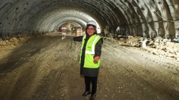 Gaziantep’te Dülük-OSB Tüneli hızla yükseliyor