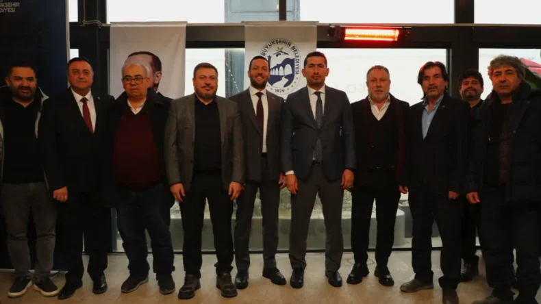 Hatay’da gazeteciler kahvaltı programında bir araya geldi