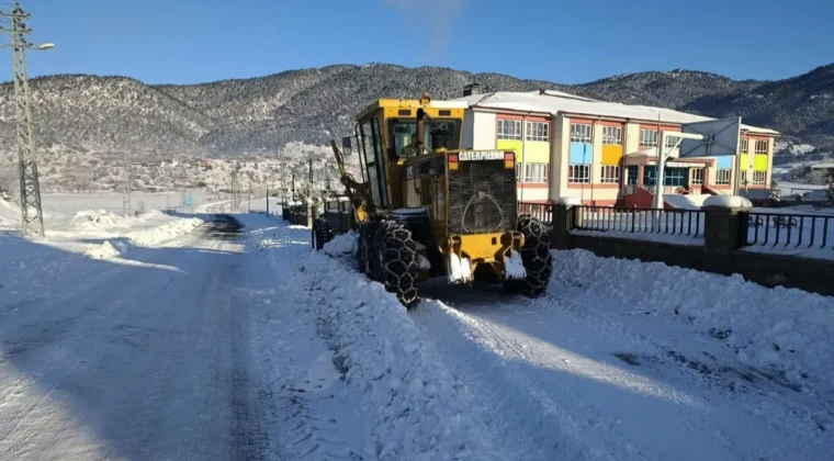 Kahramanmaraş’ta karla mücadele seferberliği