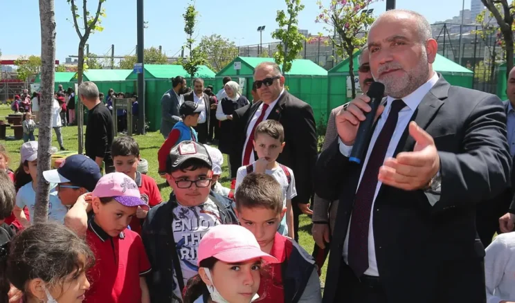 Canik’te 29 bin çocuk ve gence sıfır atık eğimi verildi