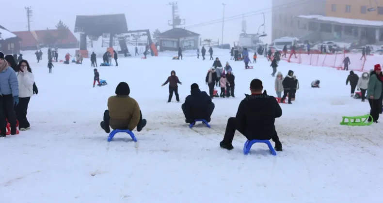 Samsun’da ‘Petek Genç’ programı ile Ladik Akdağ ziyaret edildi